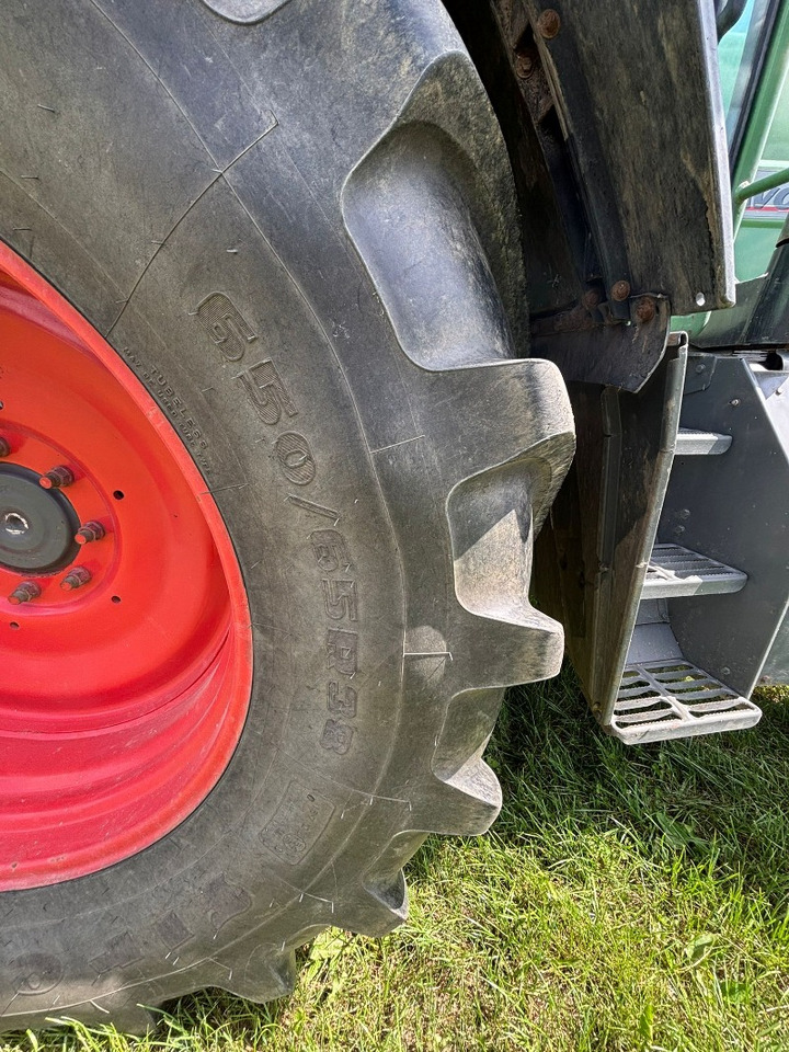 Fendt Favorit 712 Vario - Traktor: 4 kép. Fendt Favorit 712 Vario - Traktor: 4 kép.