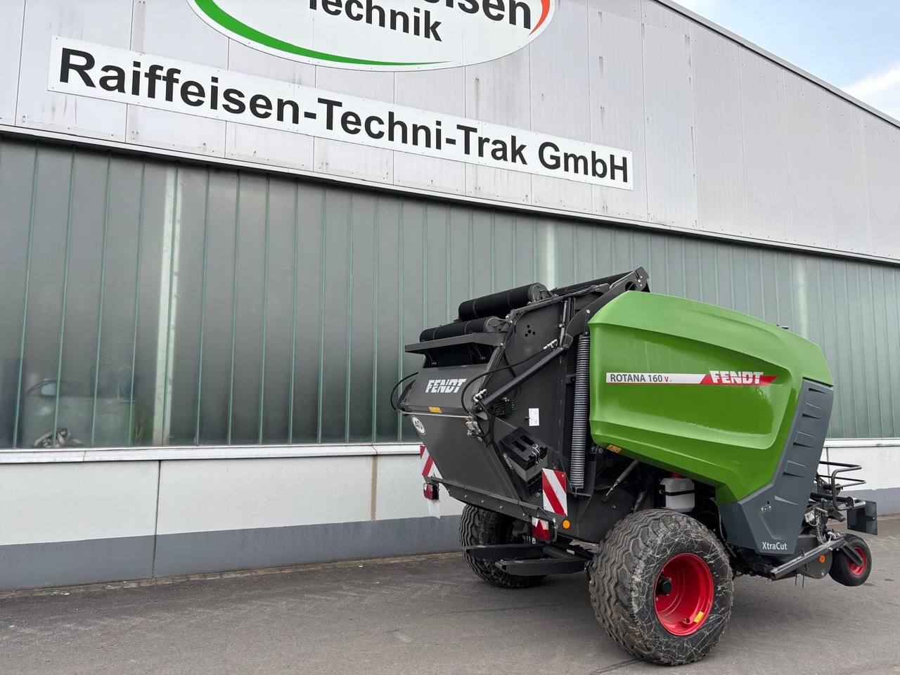 Fendt Rotana 160 V Xtra - 25 Messer - Szálastakarmány betakarítás gépei: 3 kép. Fendt Rotana 160 V Xtra - 25 Messer - Szálastakarmány betakarítás gépei: 3 kép.