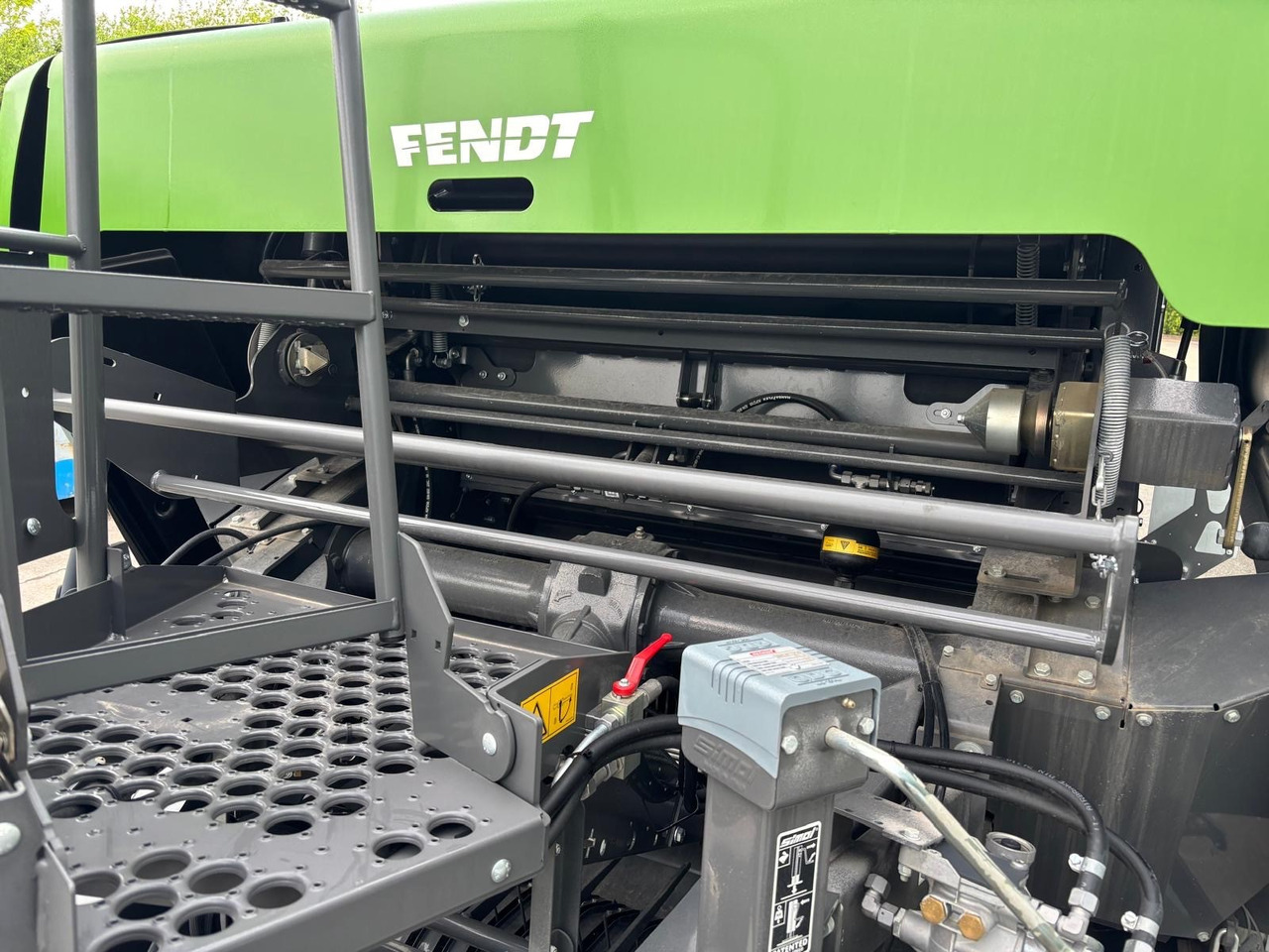 Fendt Rotana 160 V Xtra - 25 Messer - Szálastakarmány betakarítás gépei: 5 kép. Fendt Rotana 160 V Xtra - 25 Messer - Szálastakarmány betakarítás gépei: 5 kép.