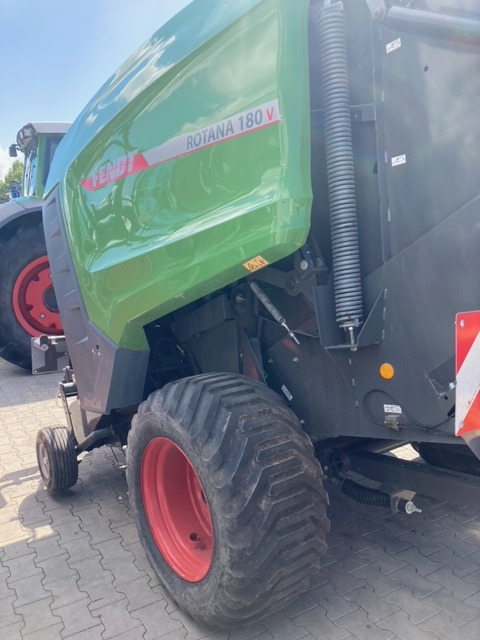 Fendt Rotana 180 V Xtra - 25 Messer - Szálastakarmány betakarítás gépei: 3 kép. Fendt Rotana 180 V Xtra - 25 Messer - Szálastakarmány betakarítás gépei: 3 kép.