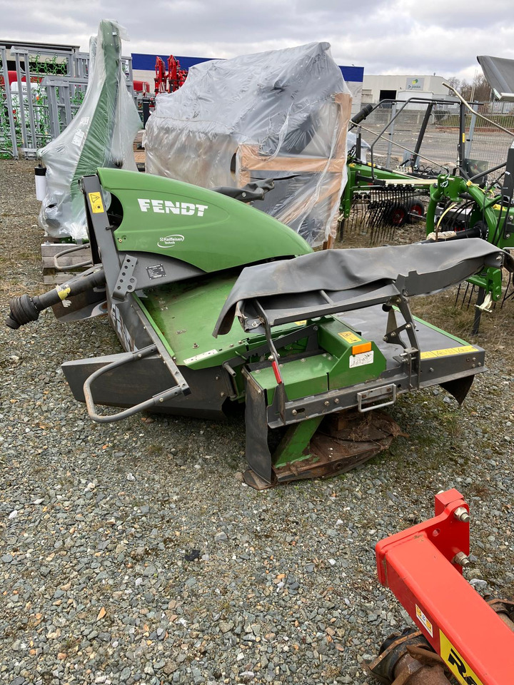 Fendt Slicer 3060 FPKC - Fűkasza: 1 kép. Fendt Slicer 3060 FPKC - Fűkasza: 1 kép.