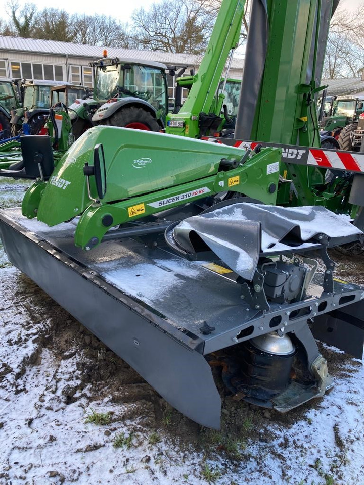 Fendt Slicer 310 FQ KC - Fűkasza: 3 kép. Fendt Slicer 310 FQ KC - Fűkasza: 3 kép.