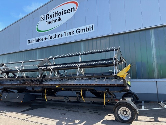 Geringhoff C. TruFlex Razor 40 Schneidwerk - Kombájn: 4 kép. Geringhoff C. TruFlex Razor 40 Schneidwerk - Kombájn: 4 kép.