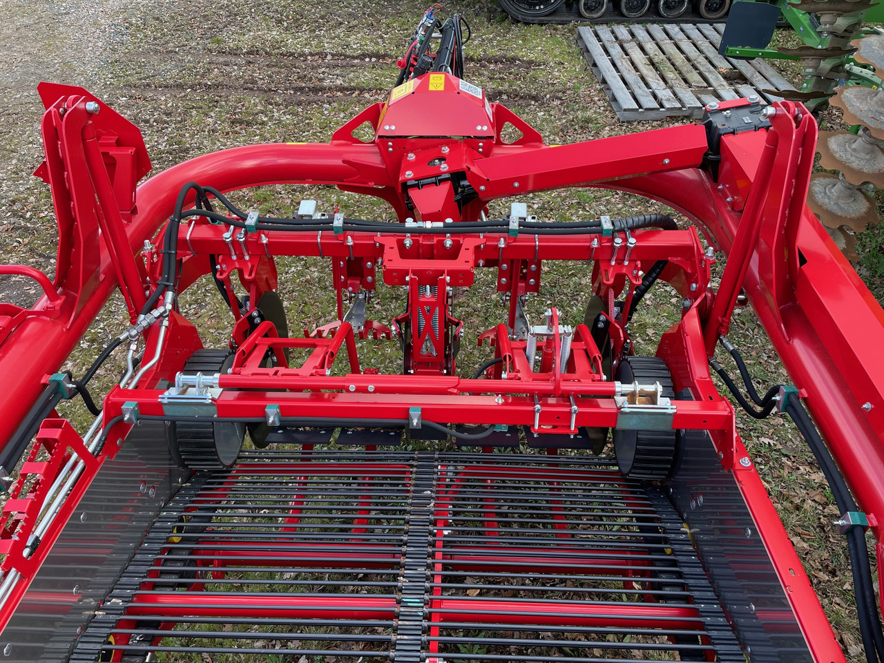 Grimme Select 200 - Burgonyakombájn: 5 kép. Grimme Select 200 - Burgonyakombájn: 5 kép.