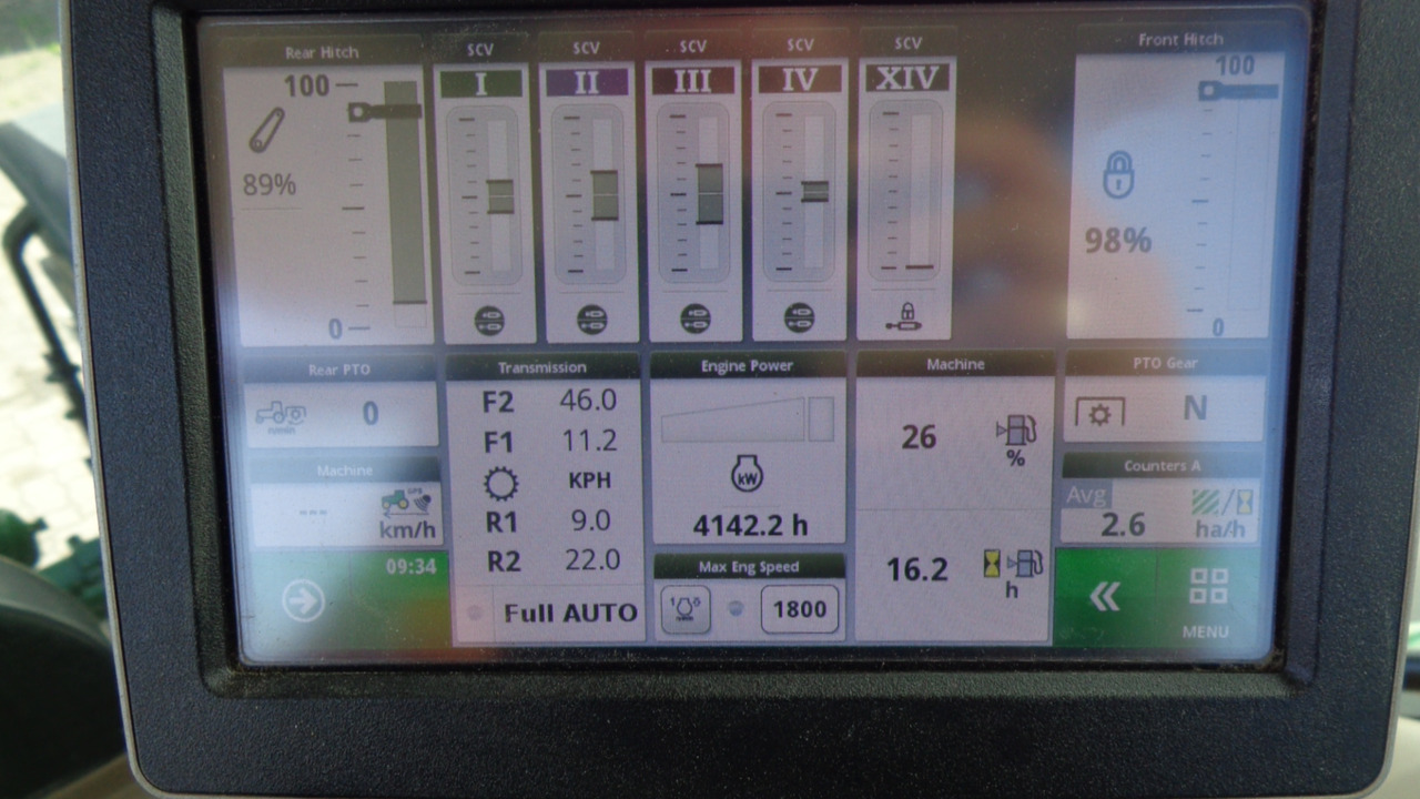 John Deere 6195R - Traktor: 2 kép. John Deere 6195R - Traktor: 2 kép.