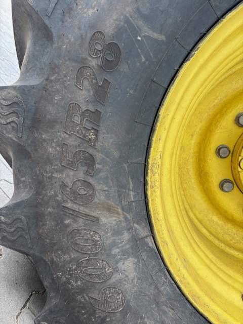 John Deere 6210 R - Traktor: 4 kép. John Deere 6210 R - Traktor: 4 kép.