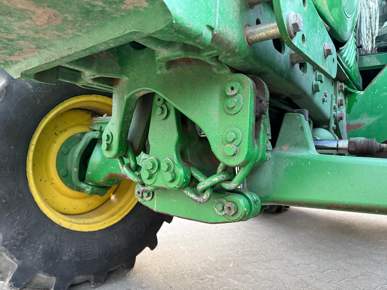 John Deere 6420 - Traktor: 3 kép. John Deere 6420 - Traktor: 3 kép.