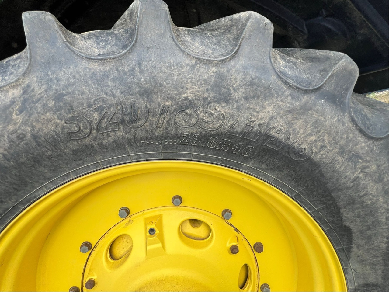 John Deere 7310 R - Traktor: 5 kép. John Deere 7310 R - Traktor: 5 kép.