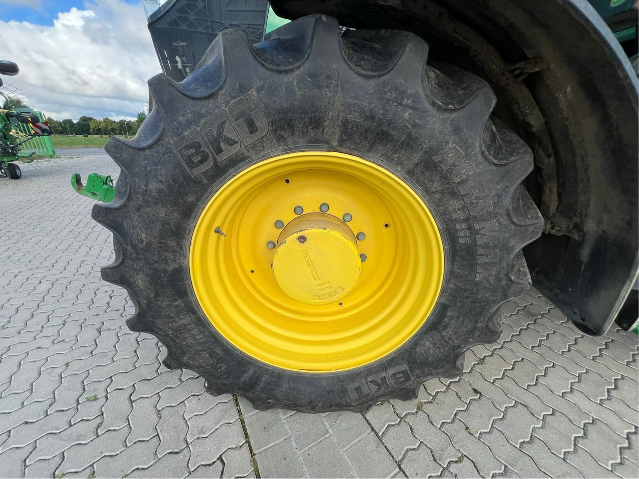 John Deere 7310 R - Traktor: 4 kép. John Deere 7310 R - Traktor: 4 kép.