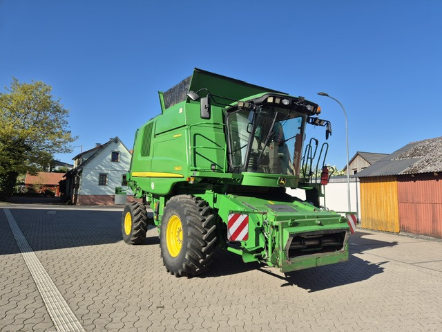 John Deere T660 i Hillmaster lízing John Deere T660 i Hillmaster: 9 kép. John Deere T660 i Hillmaster lízing John Deere T660 i Hillmaster: 9 kép.