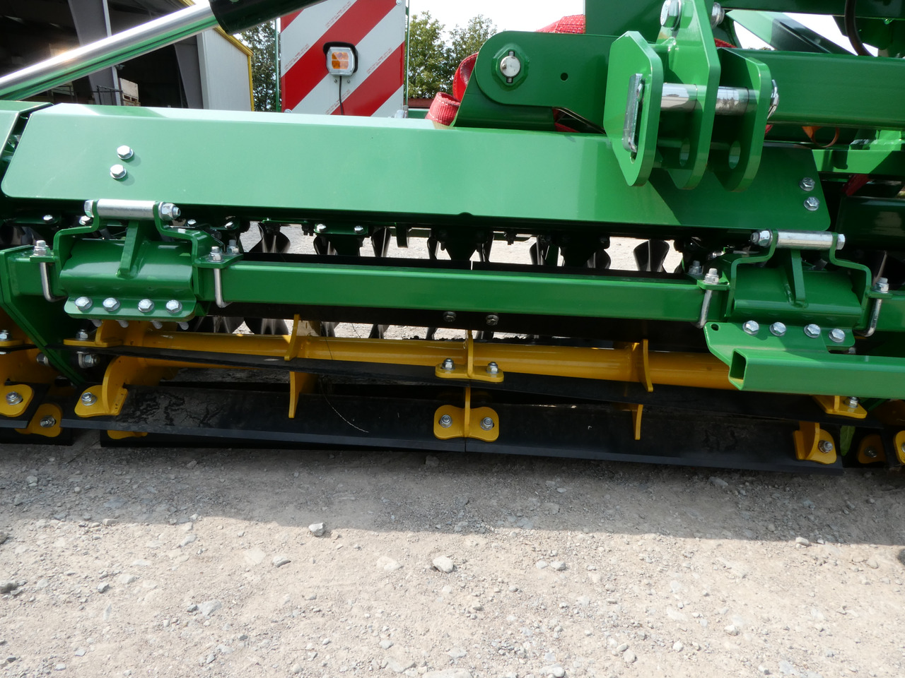 Kerner X-Cut Solo 450 - Mezőgazdasági hengerek: 4 kép. Kerner X-Cut Solo 450 - Mezőgazdasági hengerek: 4 kép.