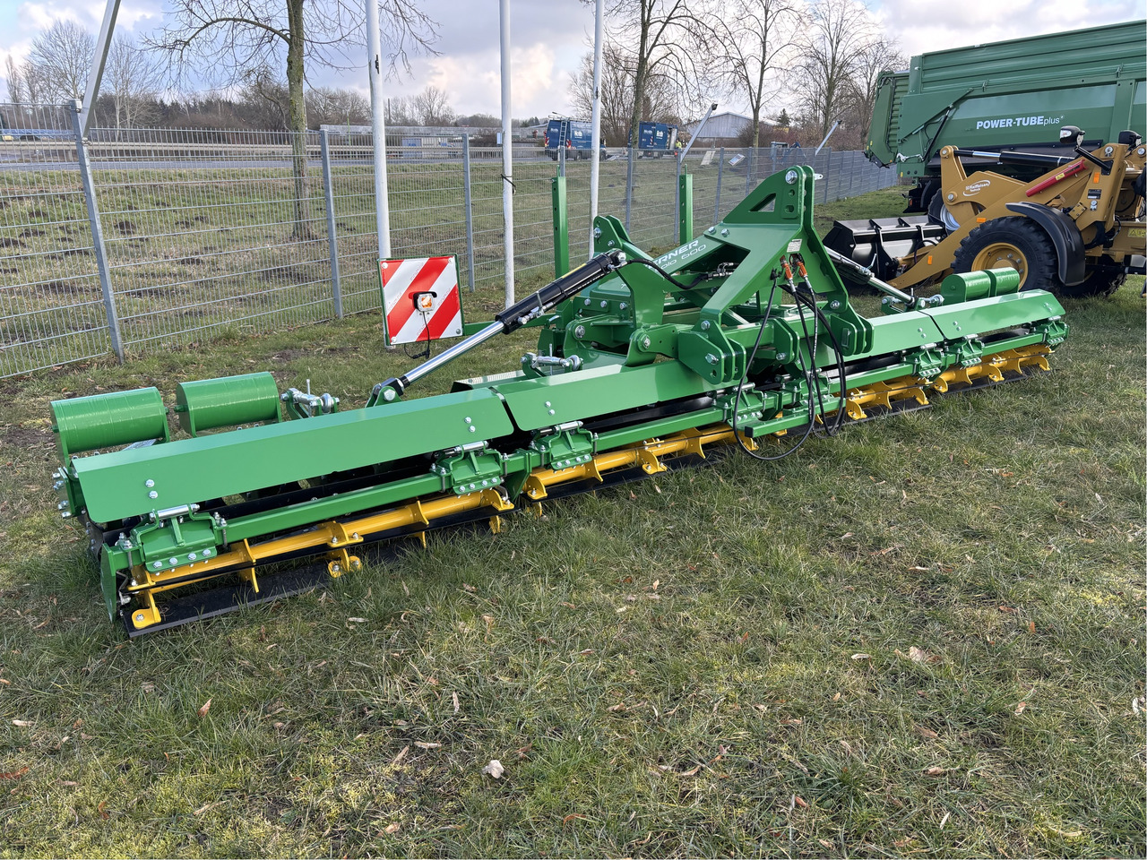 Kerner X-Cut Solo 600 - Talajművelő gep: 4 kép. Kerner X-Cut Solo 600 - Talajművelő gep: 4 kép.