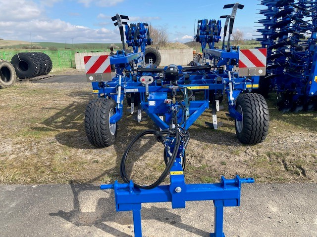 Köckerling Quadro 400 - Kultivátor: 5 kép. Köckerling Quadro 400 - Kultivátor: 5 kép.