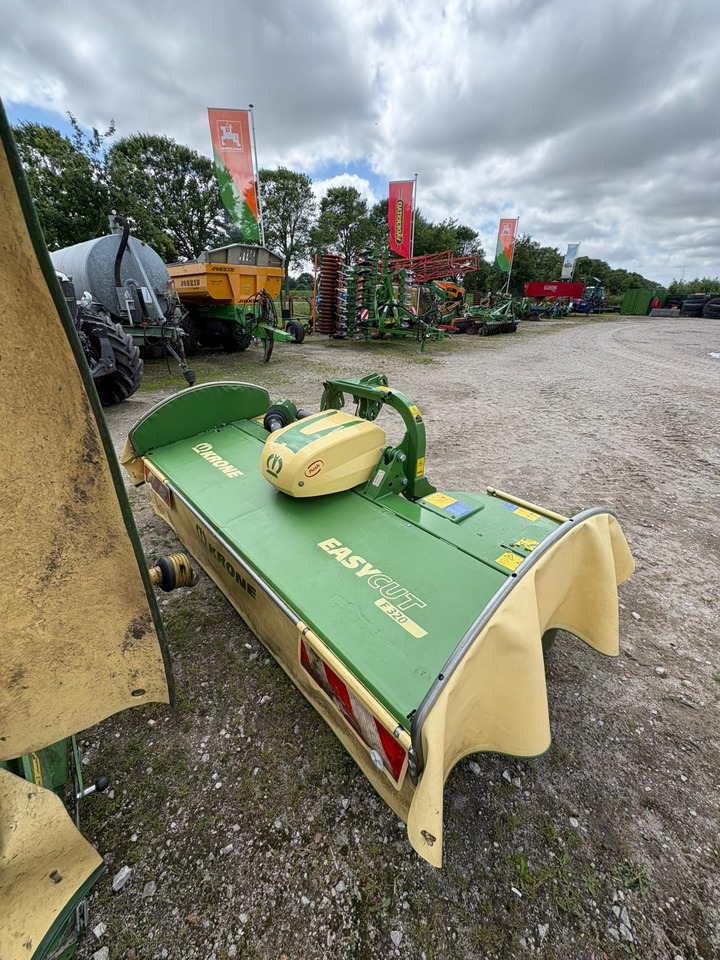 Krone Easy Cut F 320 - Fűkasza: 1 kép. Krone Easy Cut F 320 - Fűkasza: 1 kép.