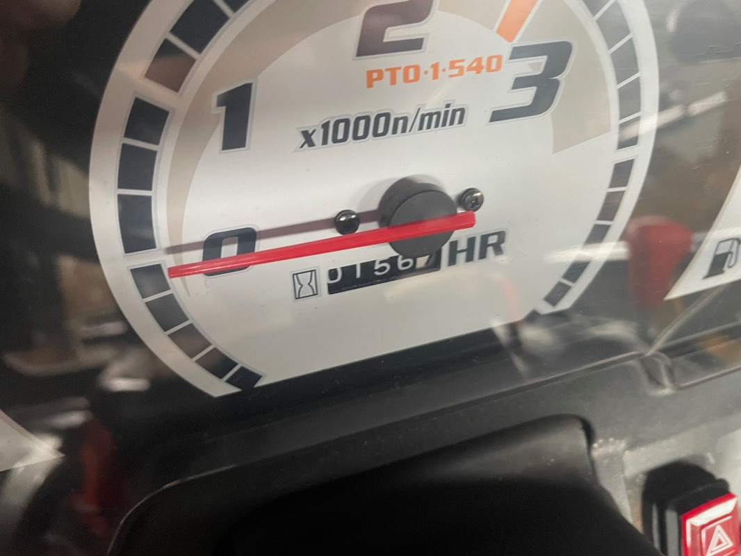 Kubota B 1620 D - Kommunális traktor: 2 kép. Kubota B 1620 D - Kommunális traktor: 2 kép.
