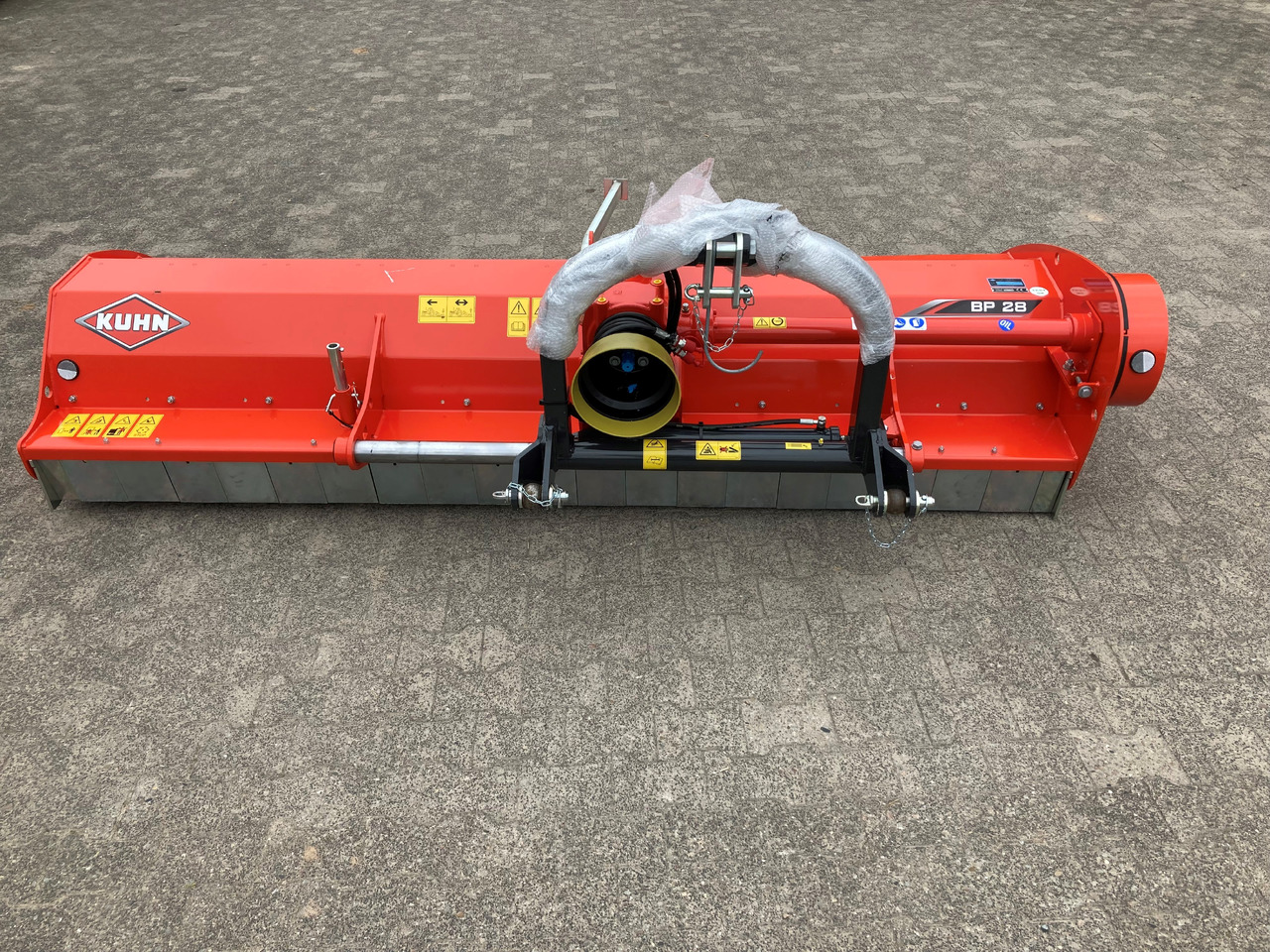 Kuhn BP 28 Mulcher - Szárzúzó: 1 kép. Kuhn BP 28 Mulcher - Szárzúzó: 1 kép.