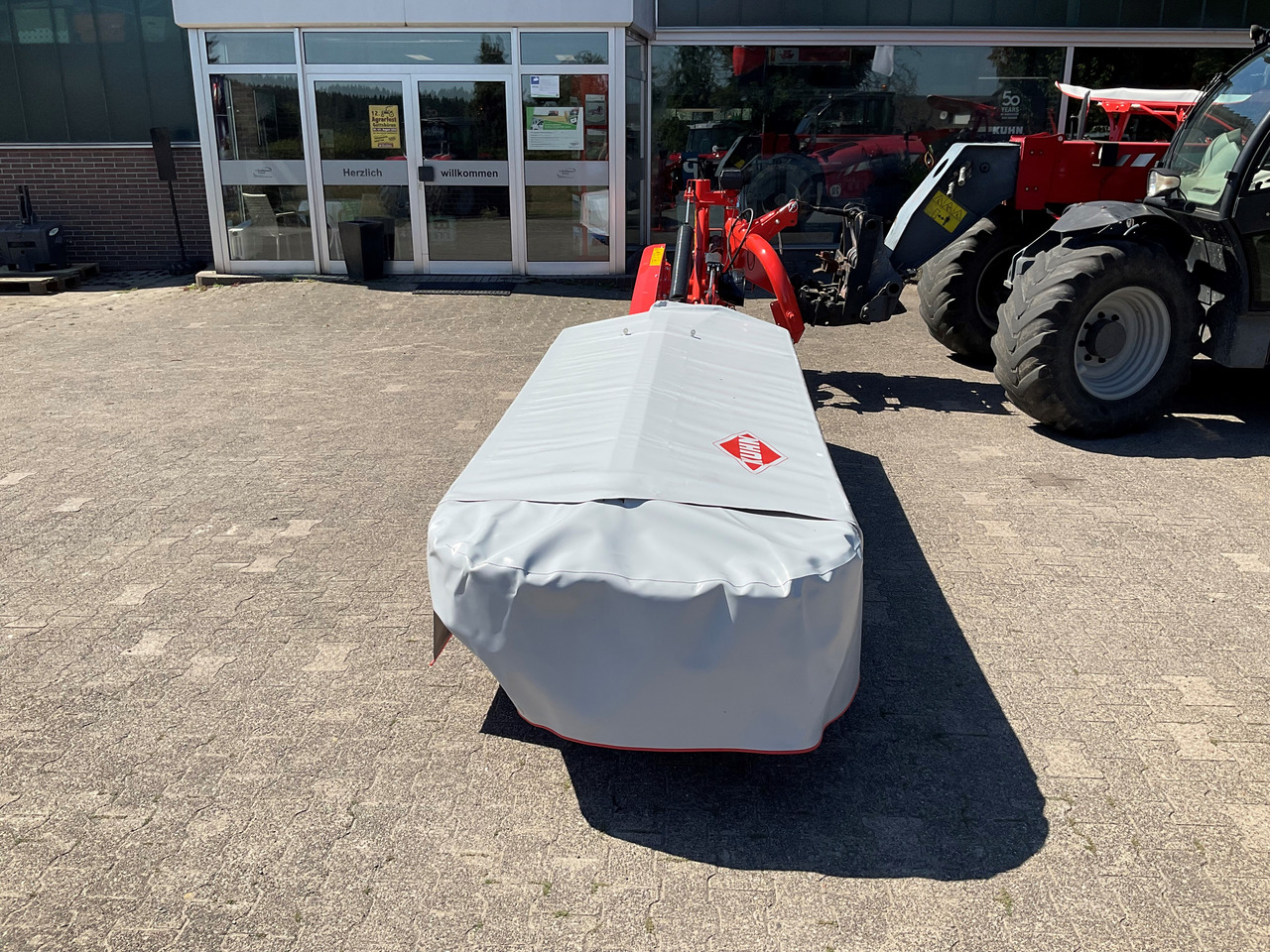 Kuhn GMD 355-FF Scheibenmähwerke - Fűkasza: 5 kép. Kuhn GMD 355-FF Scheibenmähwerke - Fűkasza: 5 kép.
