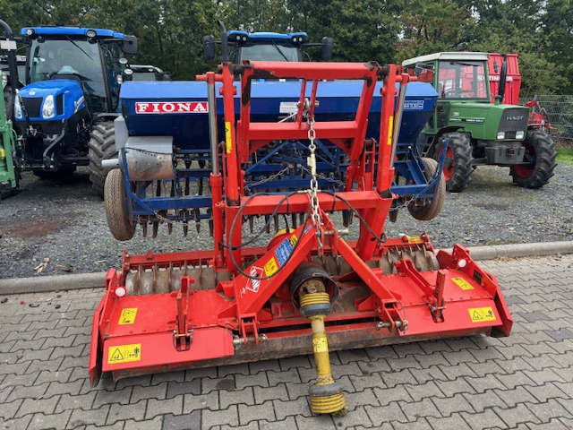 Kuhn HRB 252 D Fiona D-784 - Talajművelő gep: 4 kép. Kuhn HRB 252 D Fiona D-784 - Talajművelő gep: 4 kép.