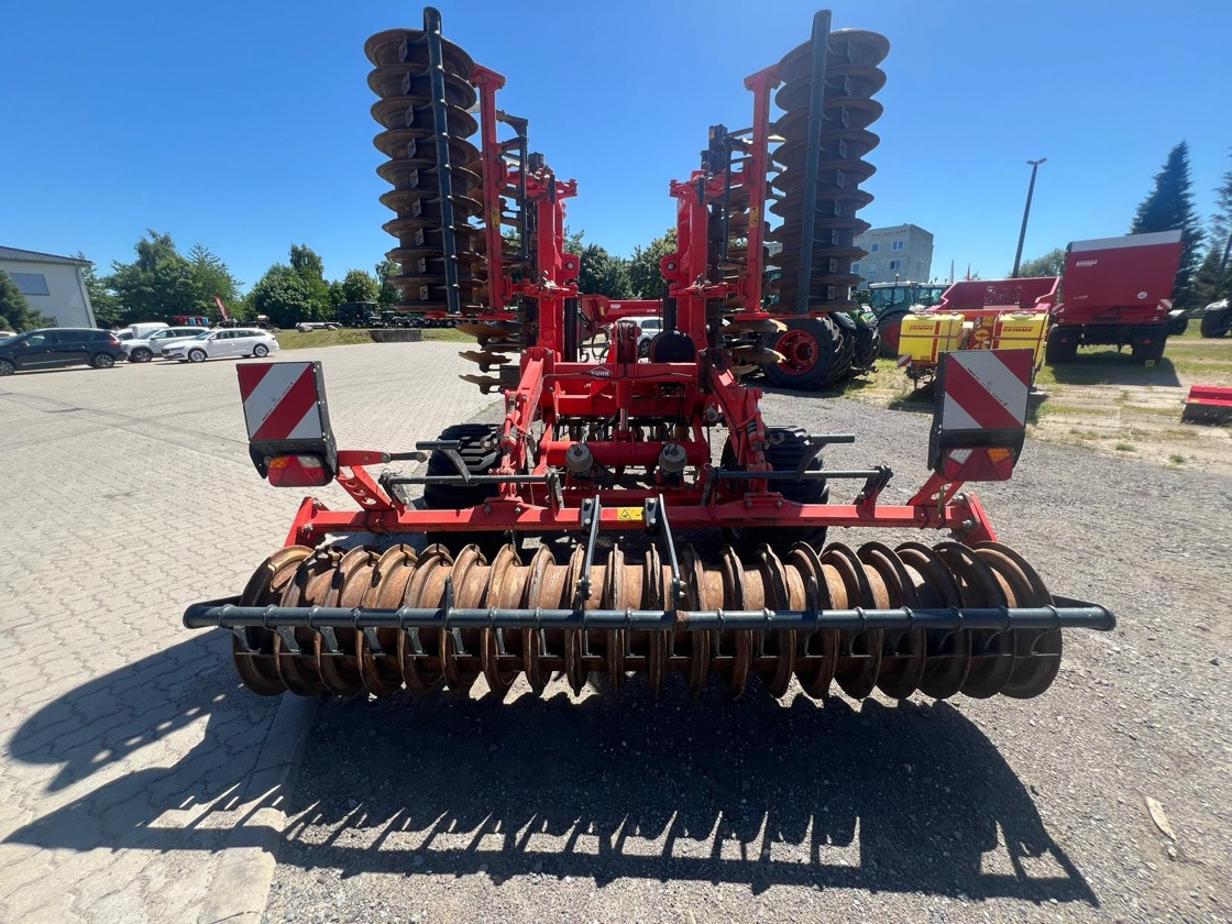 Kuhn Optimer 6003 - Borona: 5 kép. Kuhn Optimer 6003 - Borona: 5 kép.