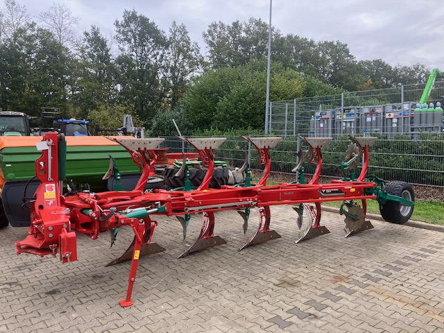 Kverneland 3300 S Variomat - Eke: 1 kép. Kverneland 3300 S Variomat - Eke: 1 kép.
