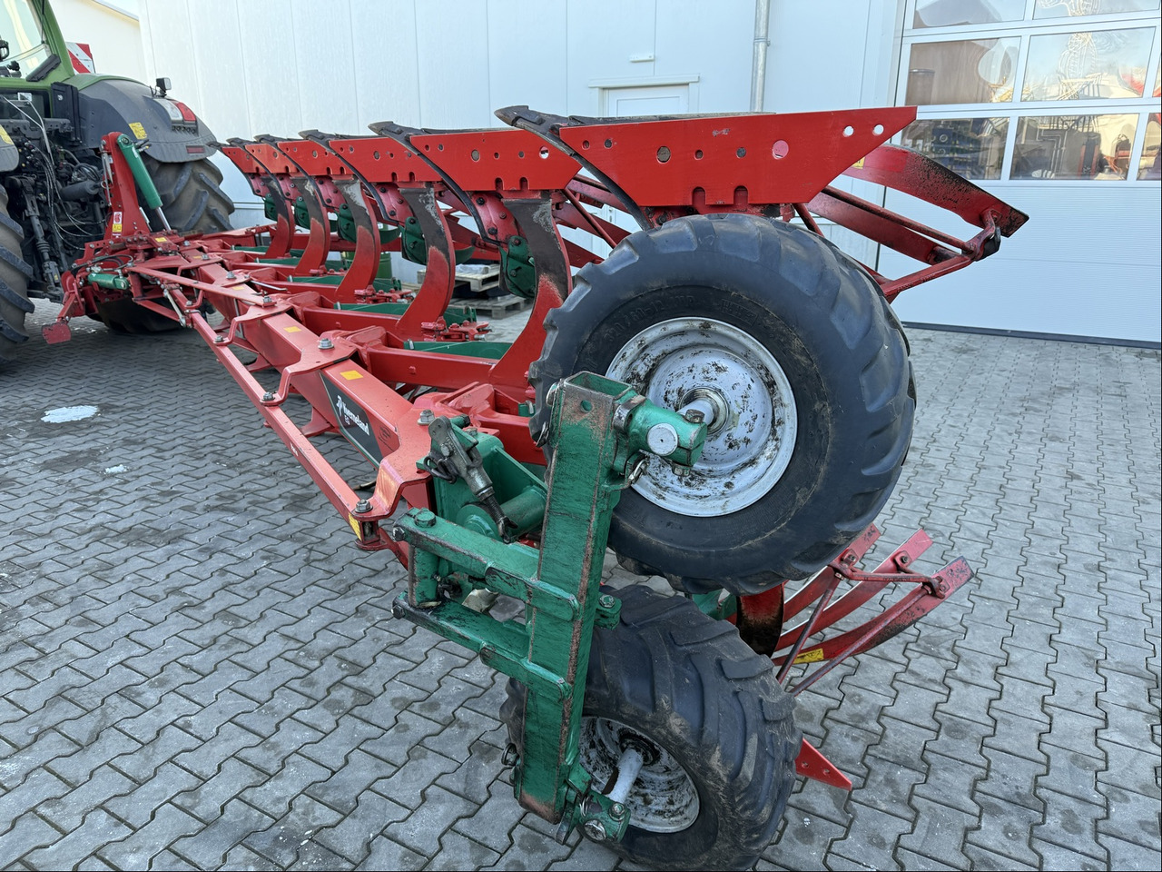 Kverneland EG 100-300 Variomat - Talajművelő gep: 5 kép. Kverneland EG 100-300 Variomat - Talajművelő gep: 5 kép.