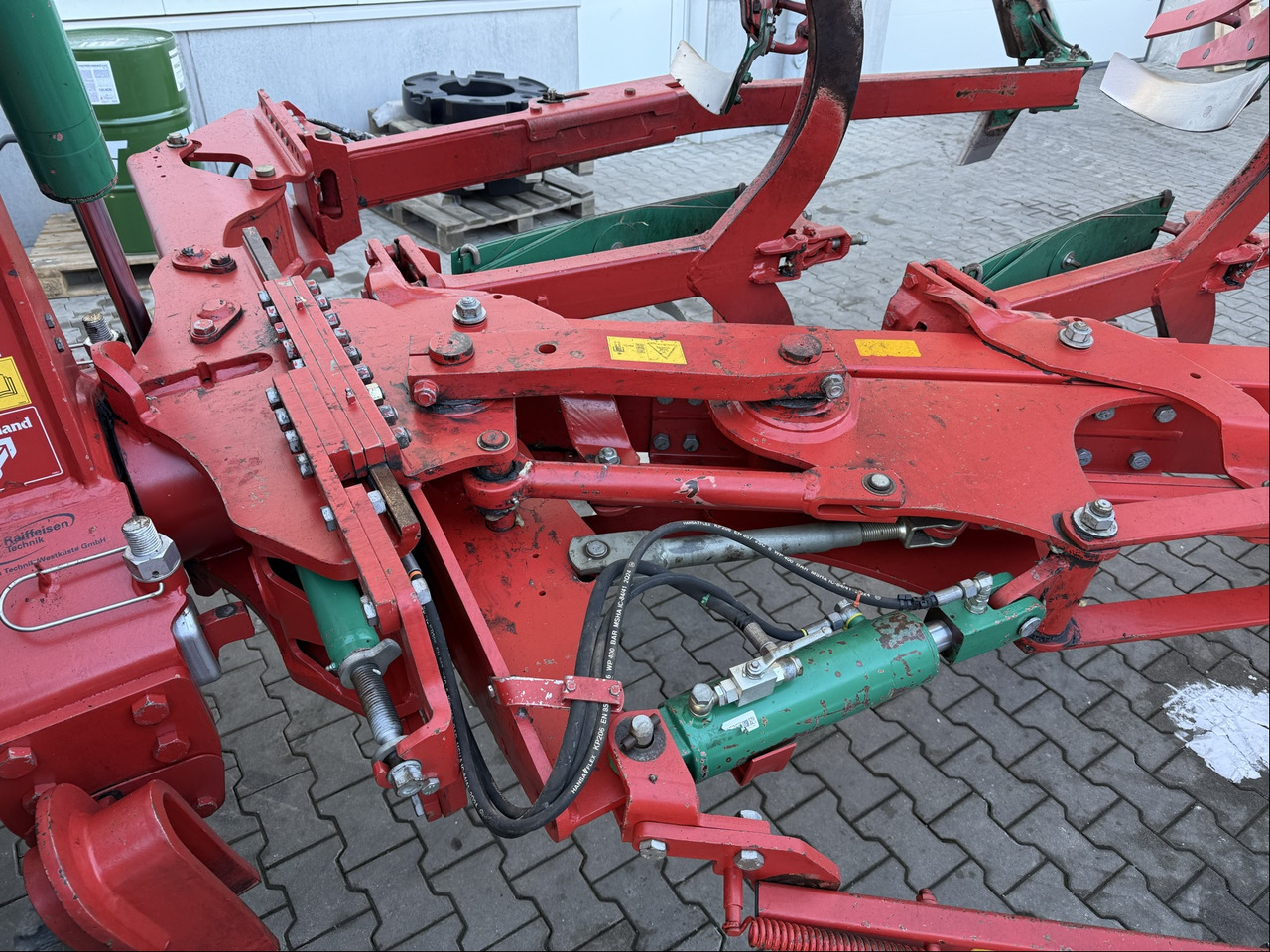 Kverneland EG 100-300 Variomat - Talajművelő gep: 3 kép. Kverneland EG 100-300 Variomat - Talajművelő gep: 3 kép.