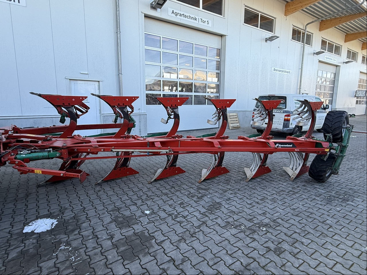 Kverneland EG 100-300 Variomat - Talajművelő gep: 1 kép. Kverneland EG 100-300 Variomat - Talajművelő gep: 1 kép.