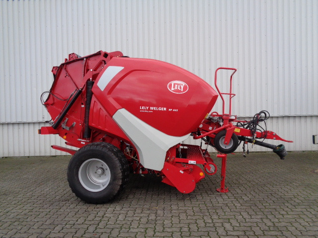 Lely RP 445 - Szálastakarmány betakarítás gépei: 1 kép. Lely RP 445 - Szálastakarmány betakarítás gépei: 1 kép.