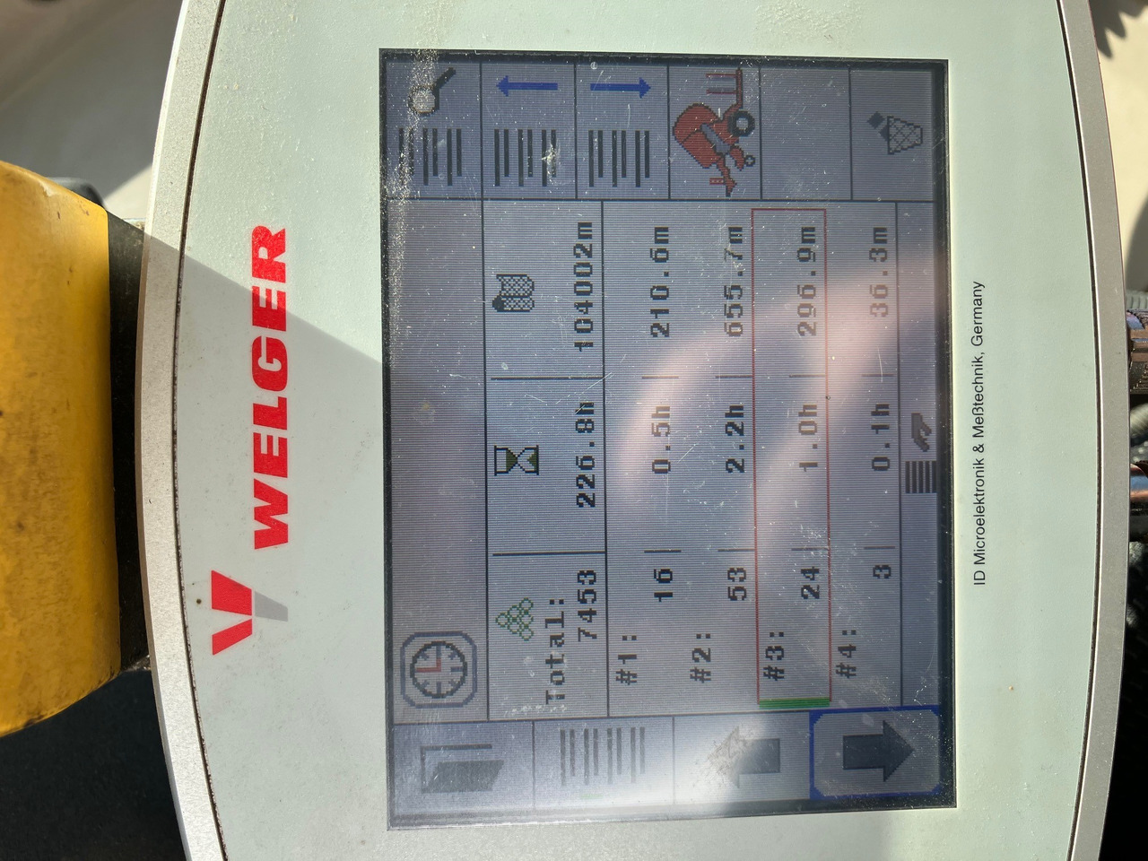 Lely Welger RPC 245 Tornado - Szálastakarmány betakarítás gépei: 2 kép. Lely Welger RPC 245 Tornado - Szálastakarmány betakarítás gépei: 2 kép.