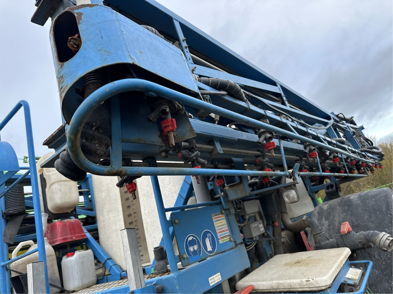 Lemken Anhängespritze 30/27 - Függesztett permetező: 3 kép. Lemken Anhängespritze 30/27 - Függesztett permetező: 3 kép.