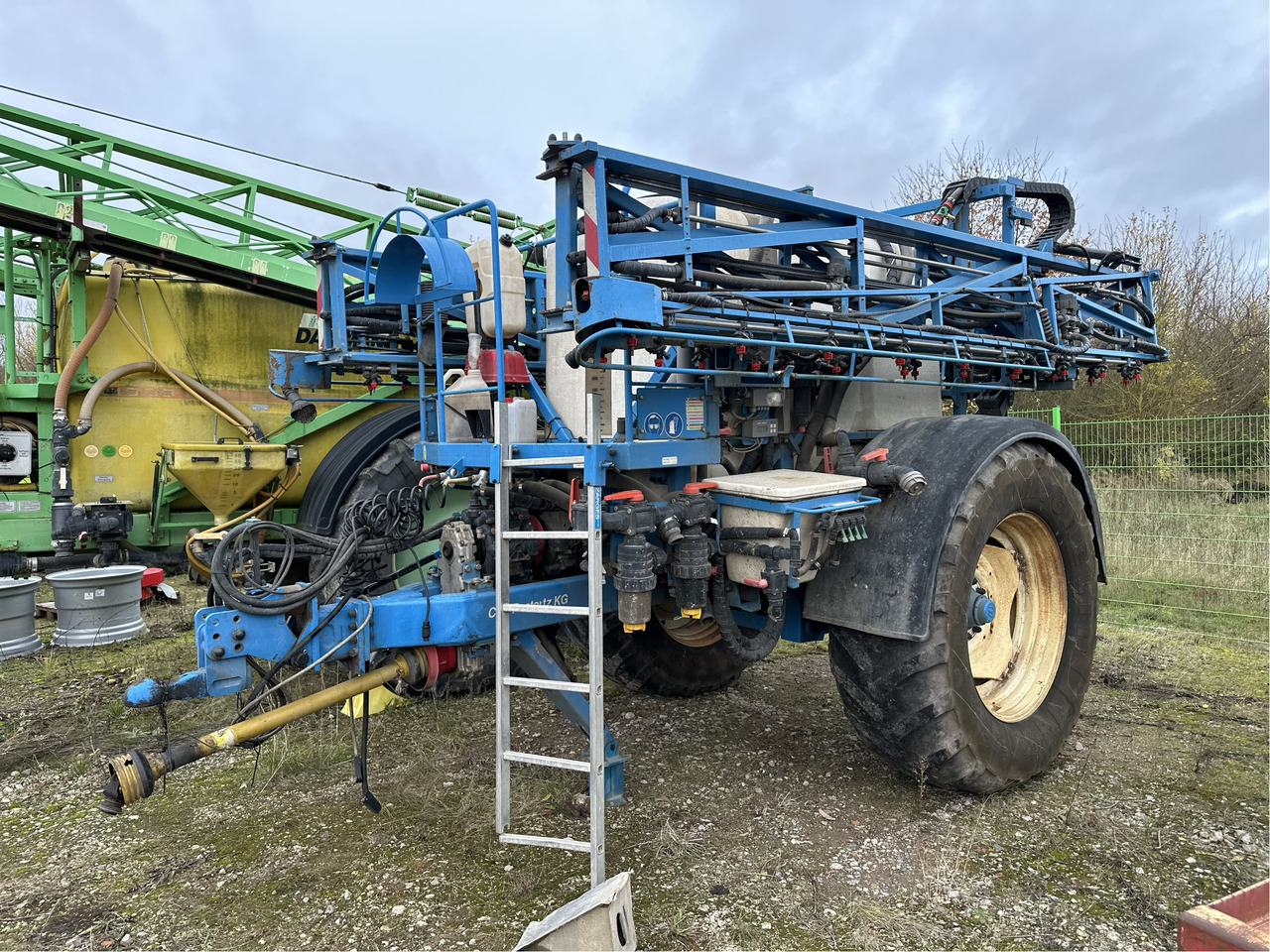 Lemken Anhängespritze 30/27 - Függesztett permetező: 1 kép. Lemken Anhängespritze 30/27 - Függesztett permetező: 1 kép.