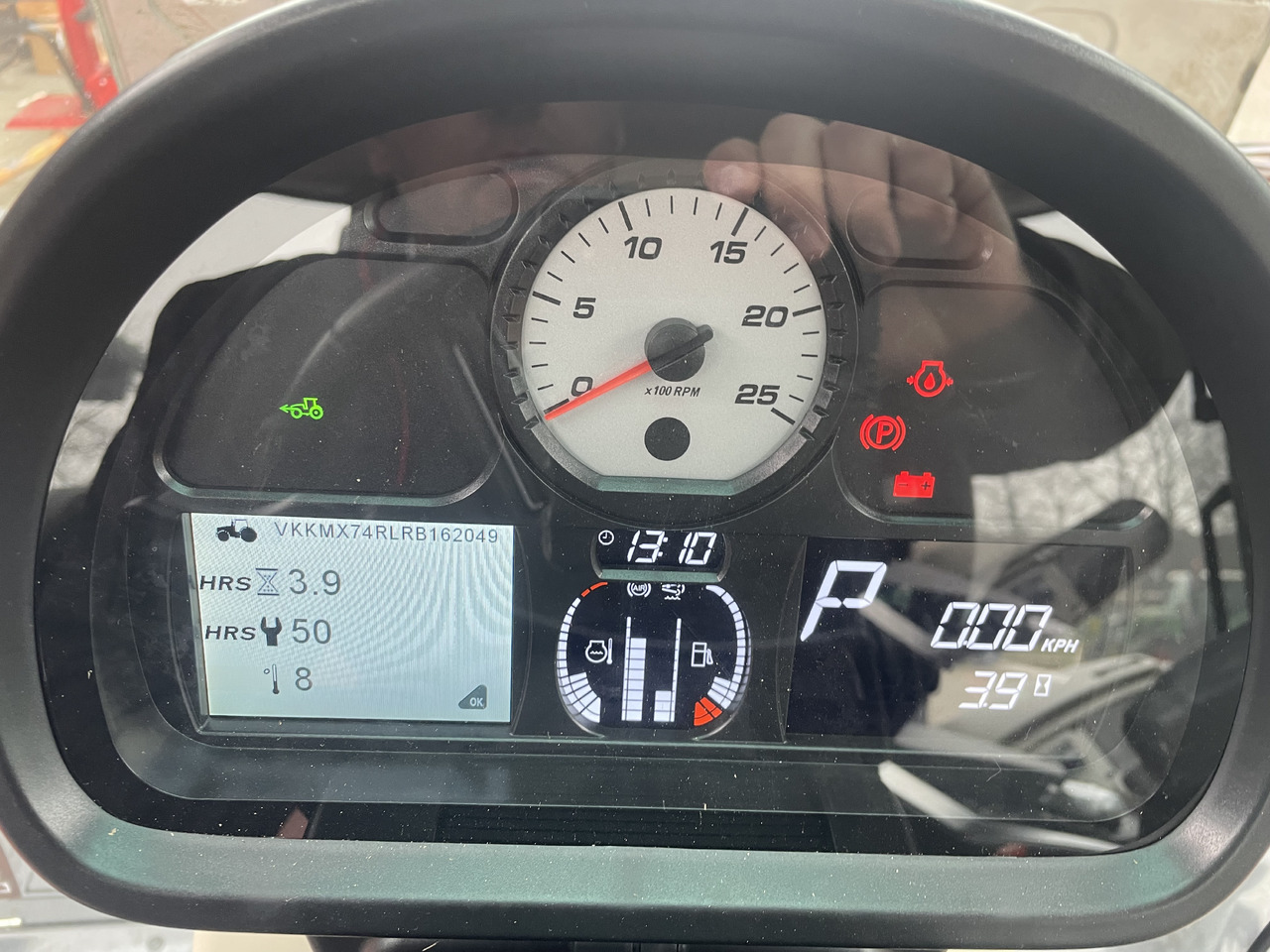 Massey Ferguson 7S.210 Dyna-VT EXCLUS - Traktor: 2 kép. Massey Ferguson 7S.210 Dyna-VT EXCLUS - Traktor: 2 kép.