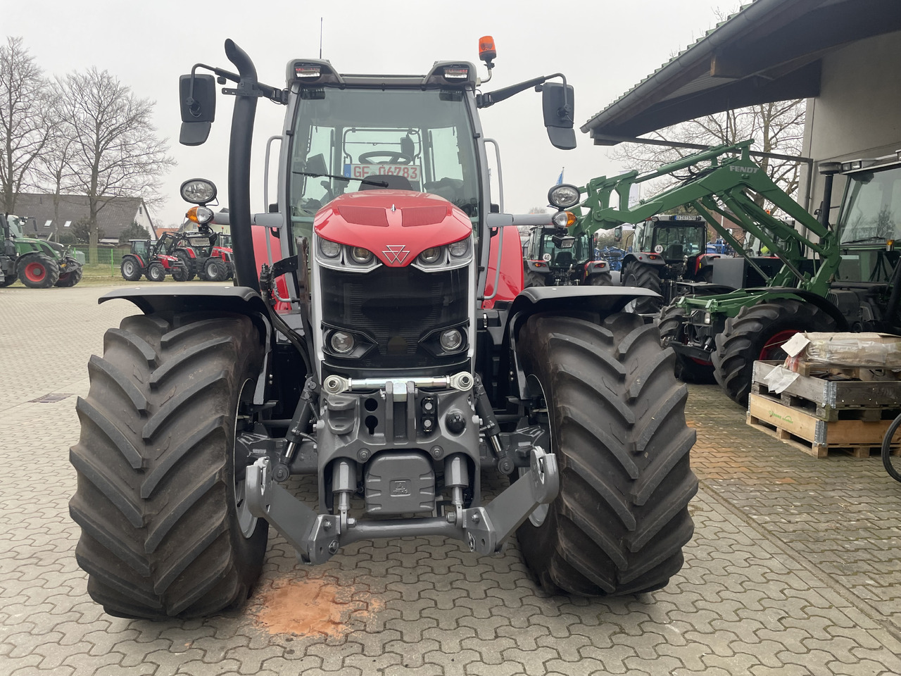 Massey Ferguson 7S.210 Dyna-VT EXCLUSIVE - Traktor: 5 kép. Massey Ferguson 7S.210 Dyna-VT EXCLUSIVE - Traktor: 5 kép.