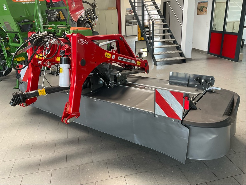 Massey Ferguson DM 316 FQ - Fűkasza: 3 kép. Massey Ferguson DM 316 FQ - Fűkasza: 3 kép.