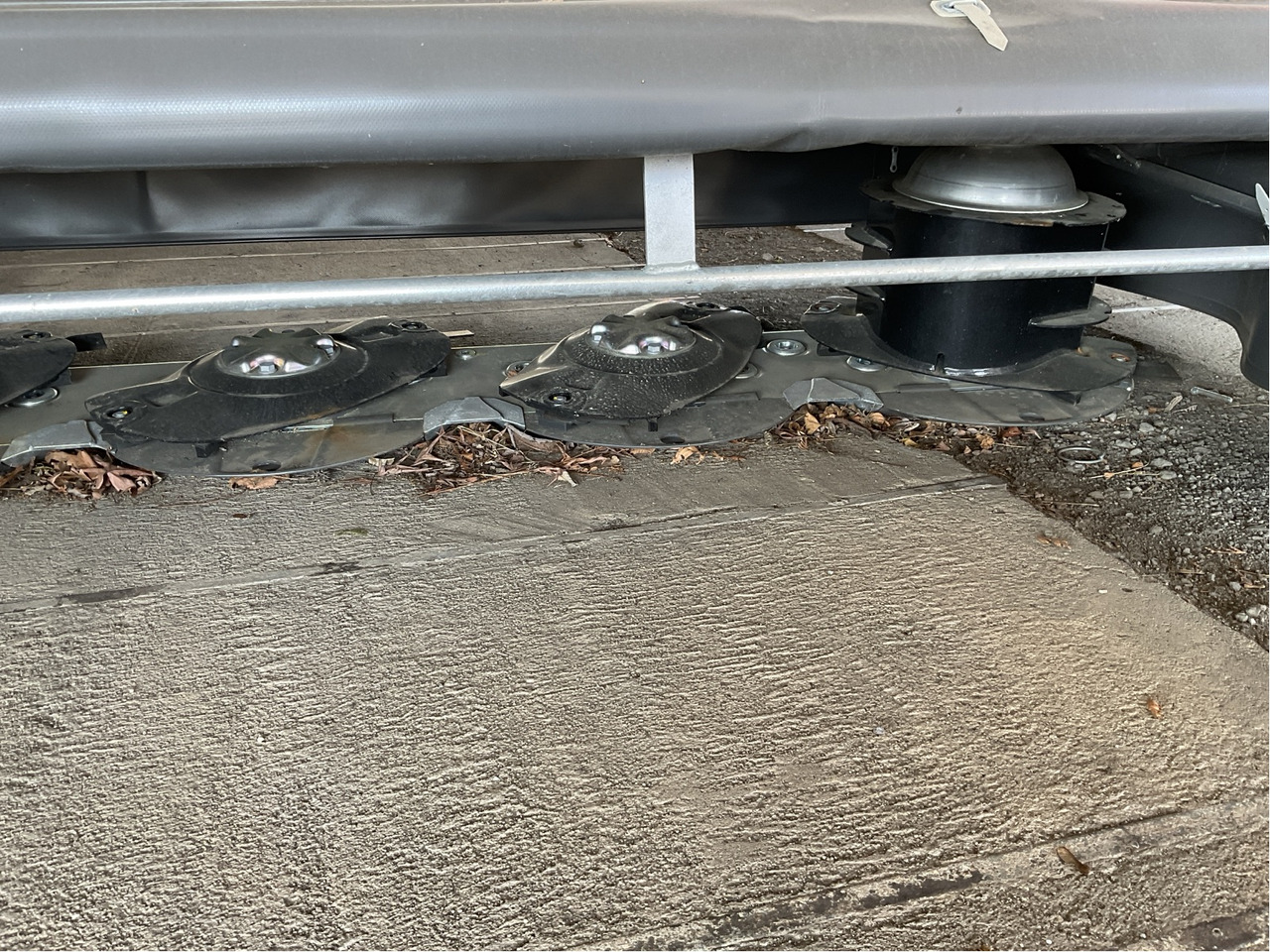 Massey Ferguson DM 316 TL-V - Fűkasza: 4 kép. Massey Ferguson DM 316 TL-V - Fűkasza: 4 kép.