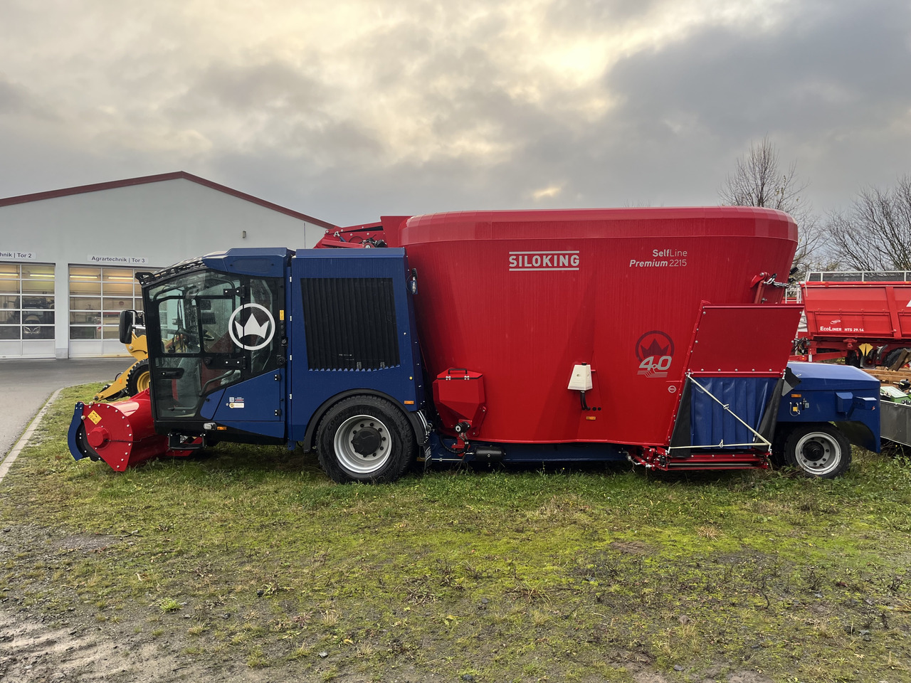 Mayer Siloking SelfLine 4.0 Premium - Etetőkocsi: 1 kép. Mayer Siloking SelfLine 4.0 Premium - Etetőkocsi: 1 kép.