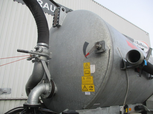 Műtrágyaszóró gép Meyer-Lohne Rekordia Pumptankwagen: 12 kép.