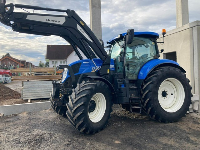 New Holland T7.200 Autocommand - Traktor: 1 kép. New Holland T7.200 Autocommand - Traktor: 1 kép.