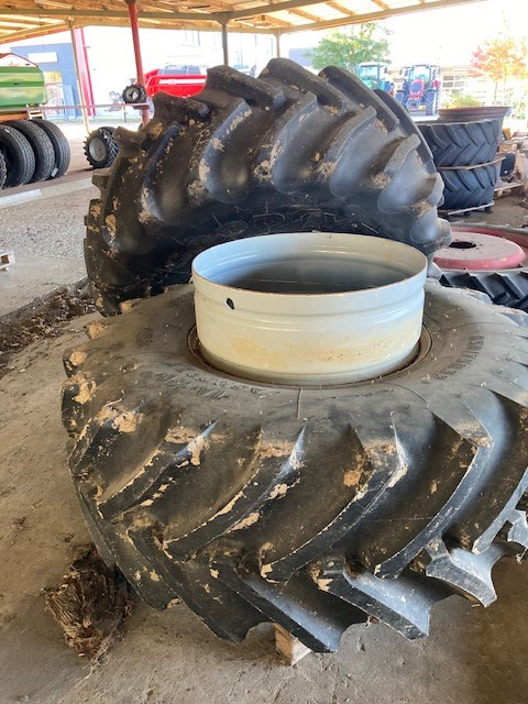 Petlas Doppelräder 650/75R32 f. Fendt - Gumiabroncs: 1 kép. Petlas Doppelräder 650/75R32 f. Fendt - Gumiabroncs: 1 kép.