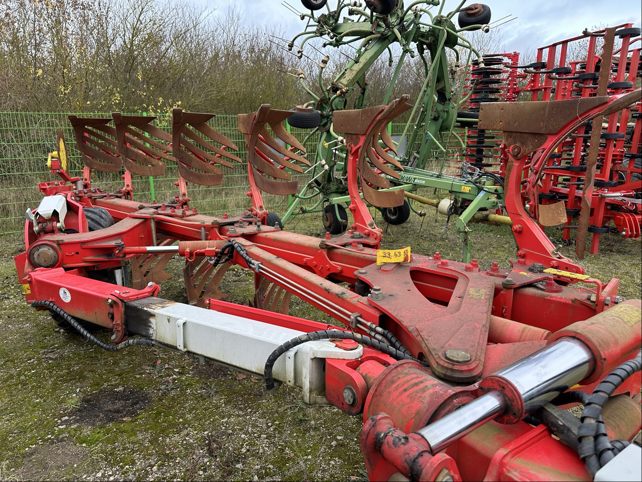Pöttinger Vario Pflug Servo 6.50 Plus - Eke: 4 kép. Pöttinger Vario Pflug Servo 6.50 Plus - Eke: 4 kép.