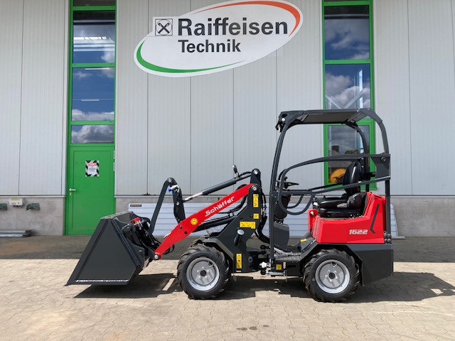 Schäffer Lader Typ 1622 - Gumikerekes homlokrakodó: 1 kép. Schäffer Lader Typ 1622 - Gumikerekes homlokrakodó: 1 kép.