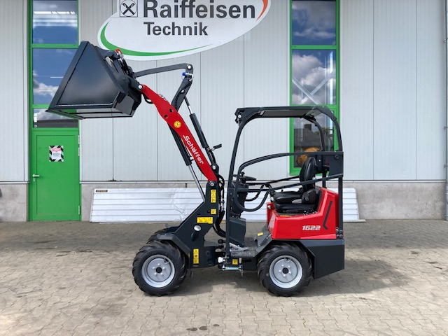 Schäffer Lader Typ 1622 - Gumikerekes homlokrakodó: 5 kép. Schäffer Lader Typ 1622 - Gumikerekes homlokrakodó: 5 kép.