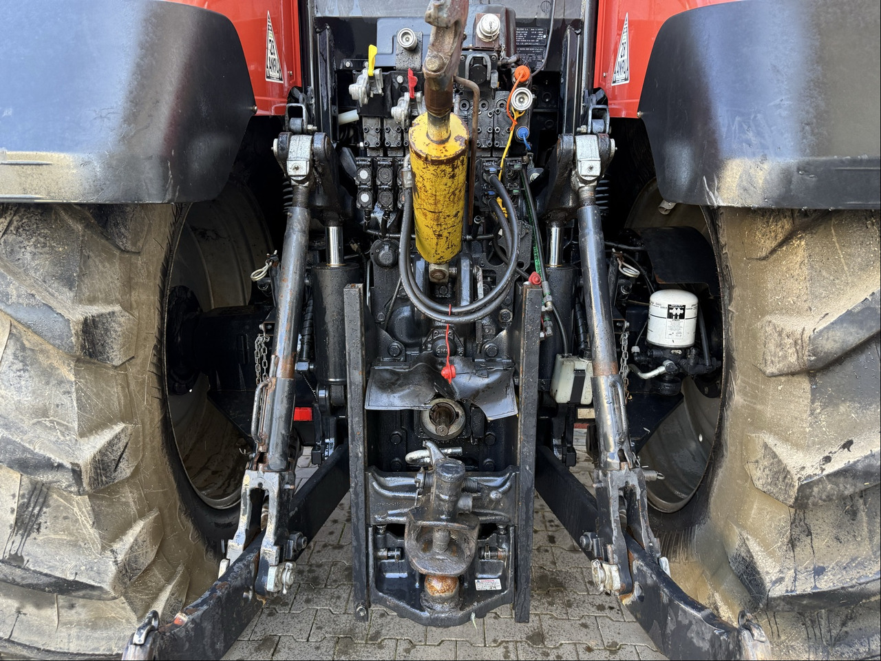 Steyr 6270 Terrus CVT - Traktor: 4 kép. Steyr 6270 Terrus CVT - Traktor: 4 kép.