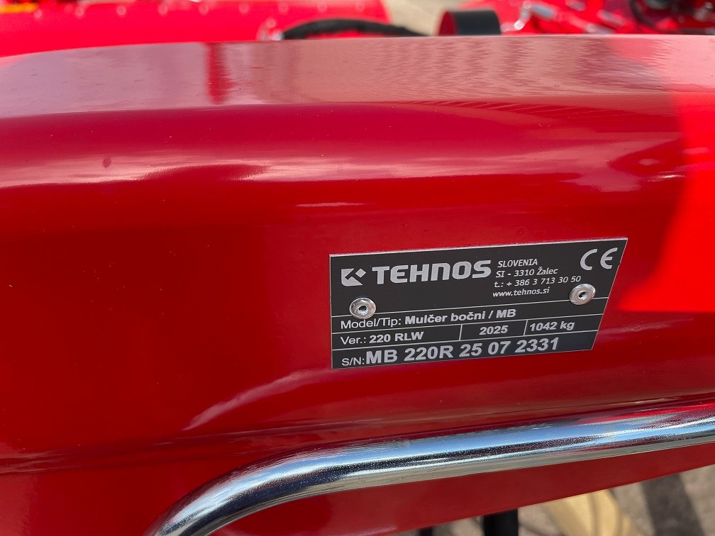Tehnos MB 220 Profi LW - Szárzúzó: 2 kép. Tehnos MB 220 Profi LW - Szárzúzó: 2 kép.