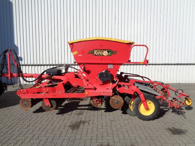 Väderstad Rapid RD 300 S XL Super - Szemenkénti vetőgép: 1 kép. Väderstad Rapid RD 300 S XL Super - Szemenkénti vetőgép: 1 kép.