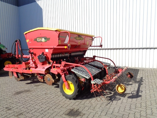 Väderstad Rapid RD 300 S XL Super - Szemenkénti vetőgép: 5 kép. Väderstad Rapid RD 300 S XL Super - Szemenkénti vetőgép: 5 kép.