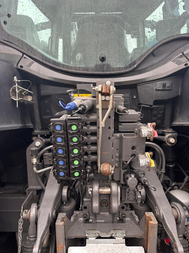 Valtra N 154 Direct - Traktor: 5 kép. Valtra N 154 Direct - Traktor: 5 kép.