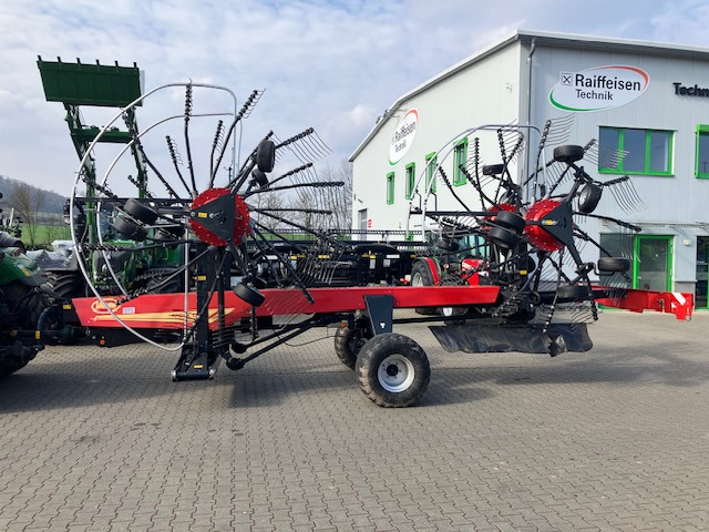 Vicon Andex 1304 - Szénaforgató: 3 kép. Vicon Andex 1304 - Szénaforgató: 3 kép.