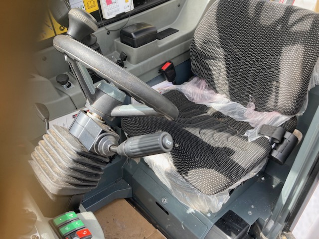 Wacker Neuson TH 522 - Rakodógép: 5 kép. Wacker Neuson TH 522 - Rakodógép: 5 kép.