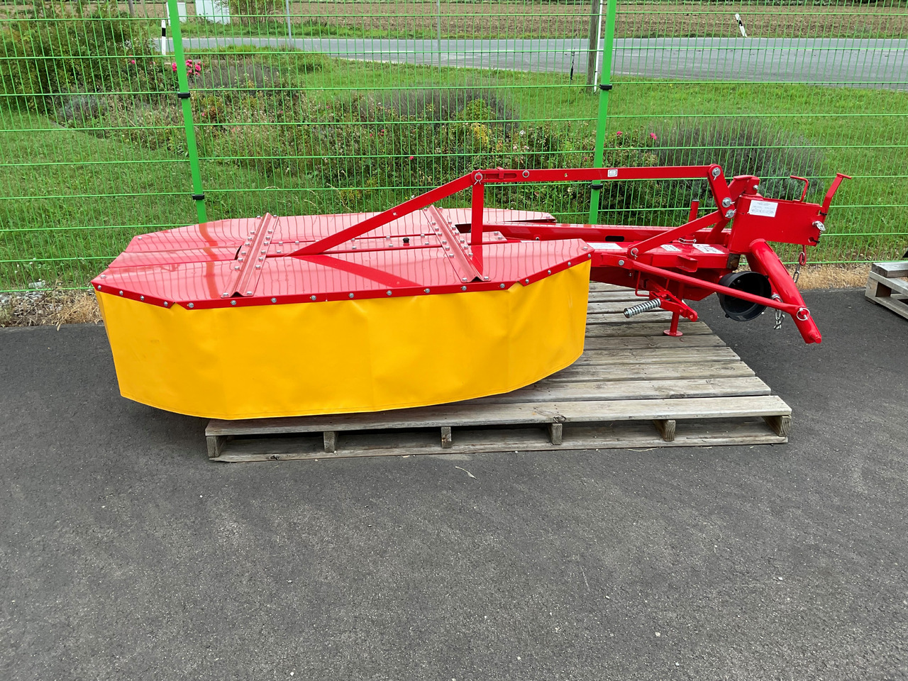 Wirax Z 069 - Fűkasza: 1 kép. Wirax Z 069 - Fűkasza: 1 kép.